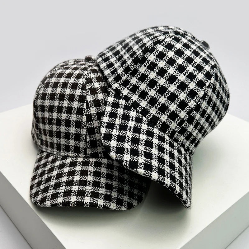 Autumn and Winter New Men Women Warm Woolen Cloth Stripe Check Baseball Caps Versatile Fashion British Style Retro Houndstooth