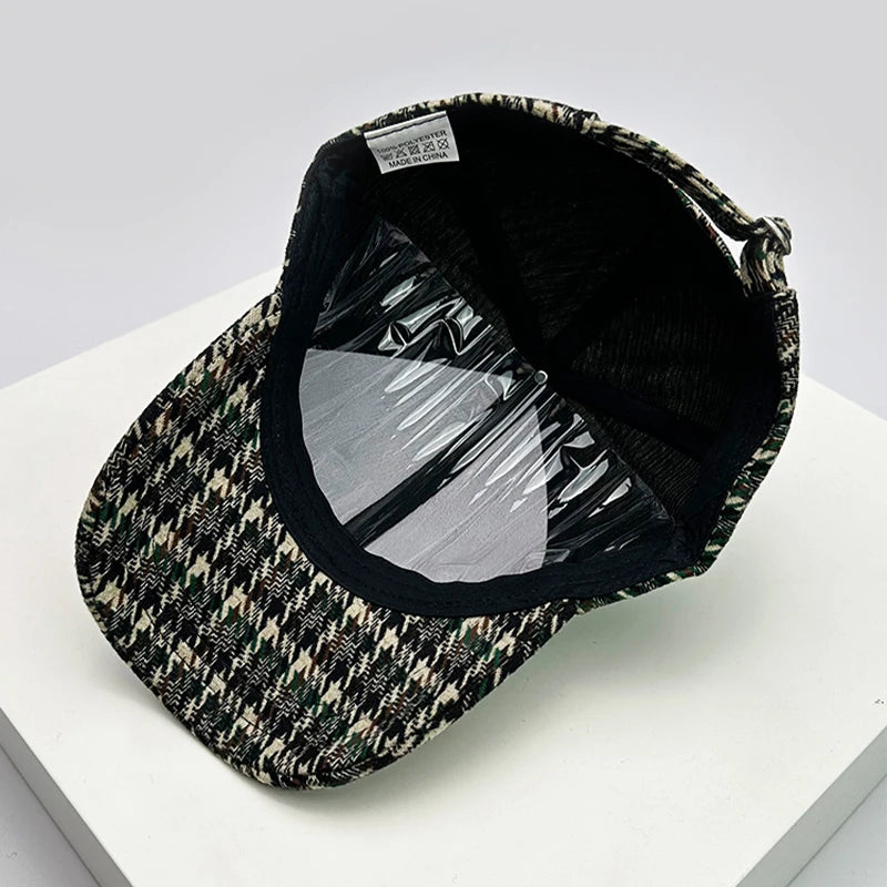 Autumn and Winter New Men Women Warm Woolen Cloth Stripe Check Baseball Caps Versatile Fashion British Style Retro Houndstooth