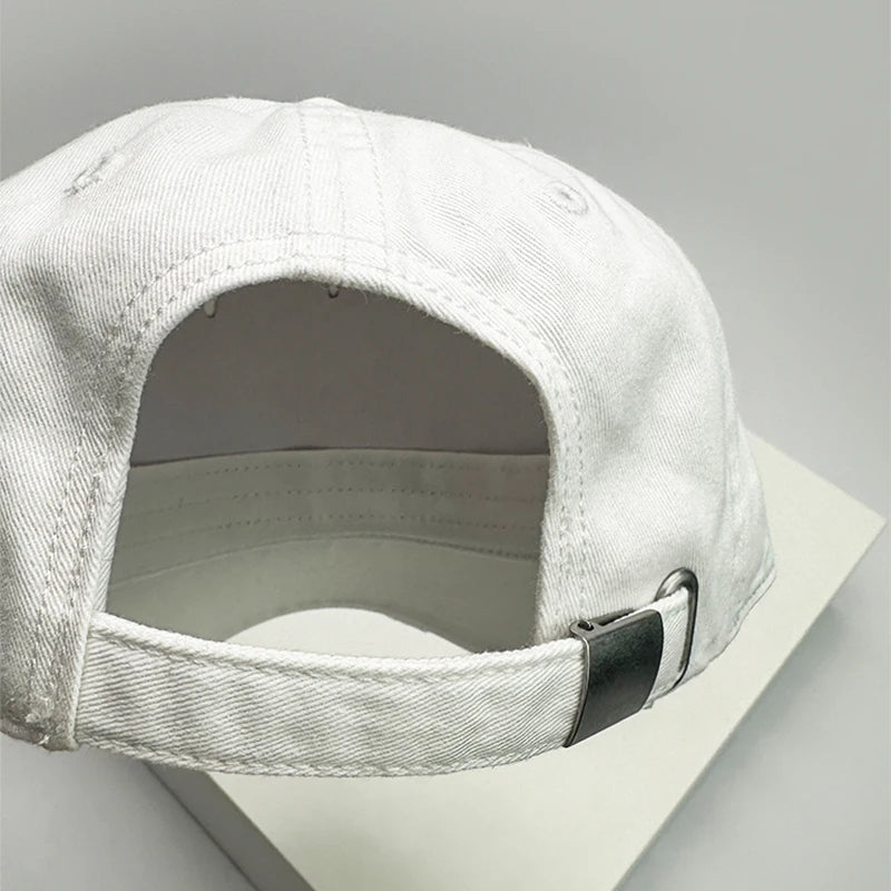 New Men Women Broken Hole Style Solid Snapback Caps Versatile Korean Sunshade Fashion Distress Baseball Hats Retro High-quality