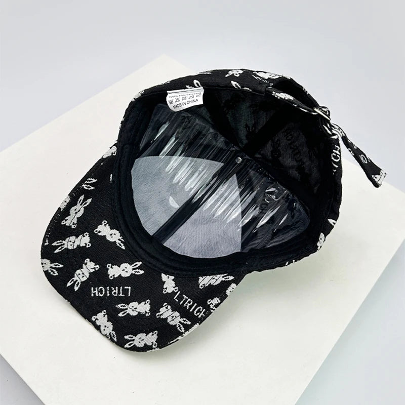 New Unisex Cute Rabbit Print Letter Baseball Hats Breathable British Retro Sunshade Outdoor Peaked Caps Versatile Fashion Casual