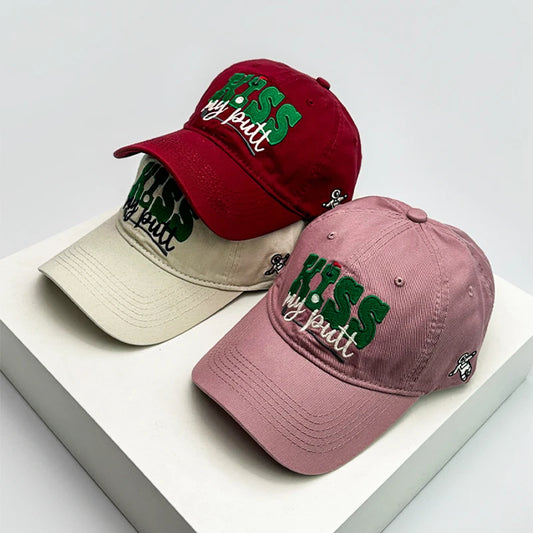 New Unisex Embroidered KISS Letters Baseball Hats Casual Breathable Street Peaked Caps Versatile Personal Fashion Niche Korean