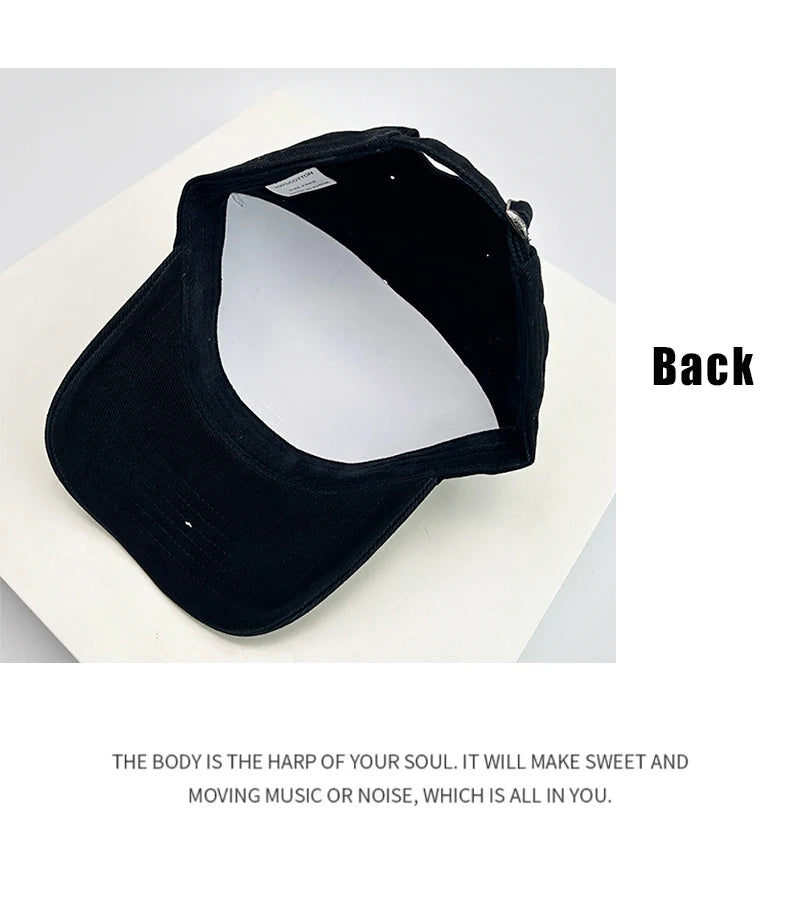 Autumn and Winter New Unisex Solid Simple Baseball Hats Breathable Retro Casual Sunshade Peaked Caps Versatile Outdoor Fashion