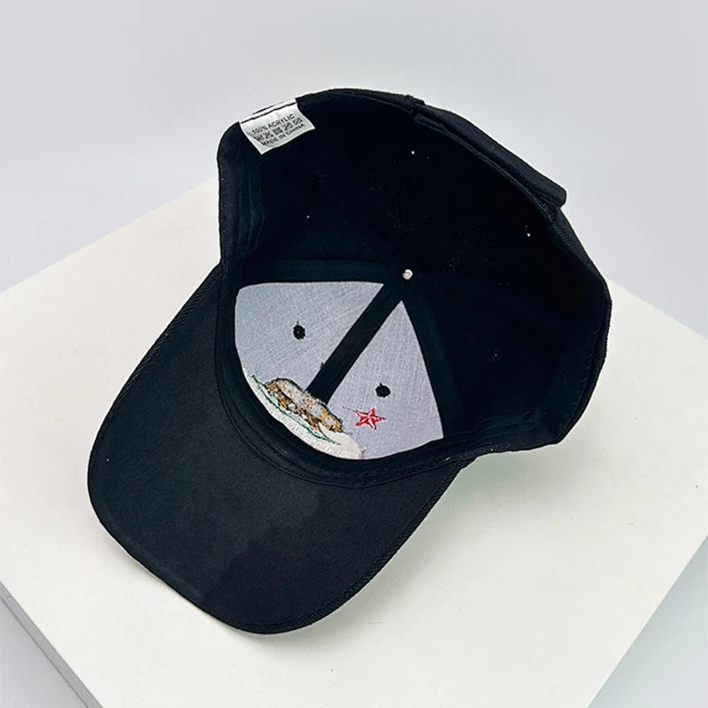 New Unisex Bear Wolf Letter Embroidery Baseball Hats Breathable Hardtop Sunshade Personal Peaked Caps Versatile Fashion Outdoor